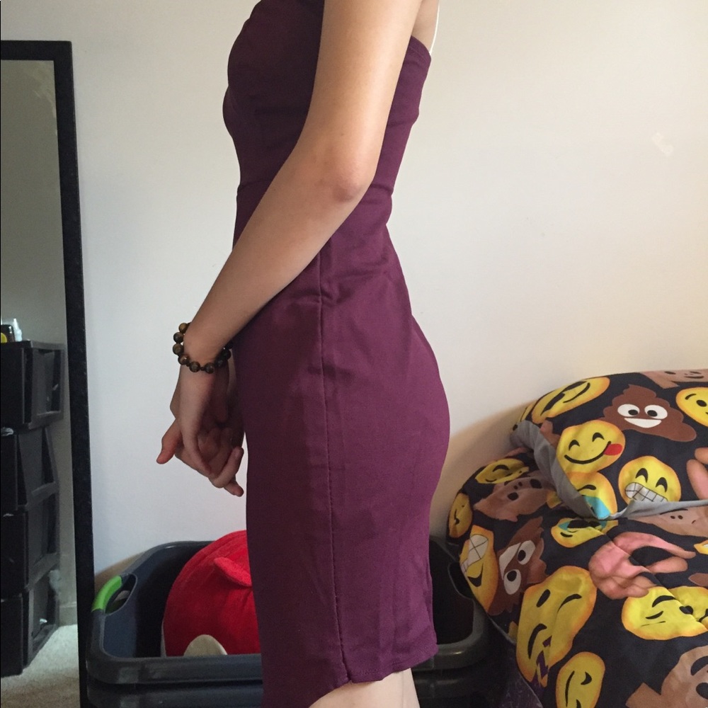 Dress - Picture 6 of 6